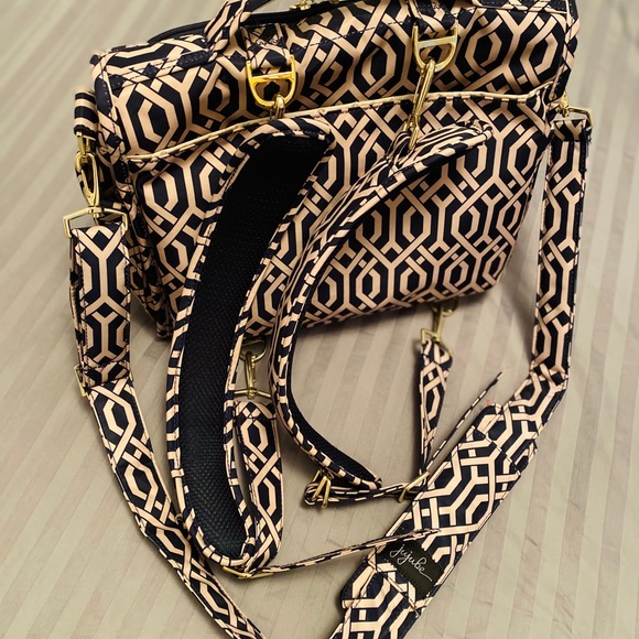 Jujube BFF fancy baby diaper bag w/ straps backpac